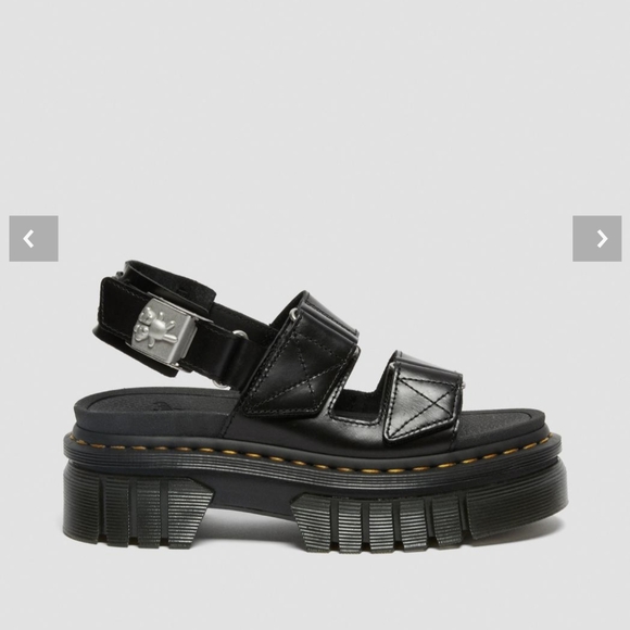 Dr. Martens x Heaven by Marc Jacobs Ricki 2-Strap Sandals - Picture 4 of 7
